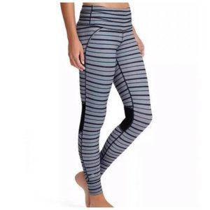 Athleta - Relay Striped Tight (Gray) Size: Small